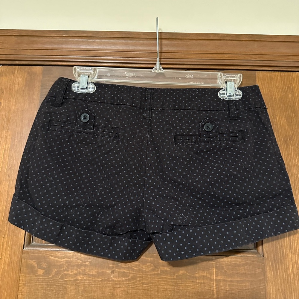 Ellemenno Star Pattern Shorts Size 7 - Picture 2 of 3